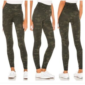 SPANX Look At Me Now High-Waisted Seamless green camo leggings